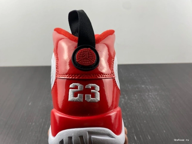 302370-160 White 9 Retro Gym Red Jordan 0419